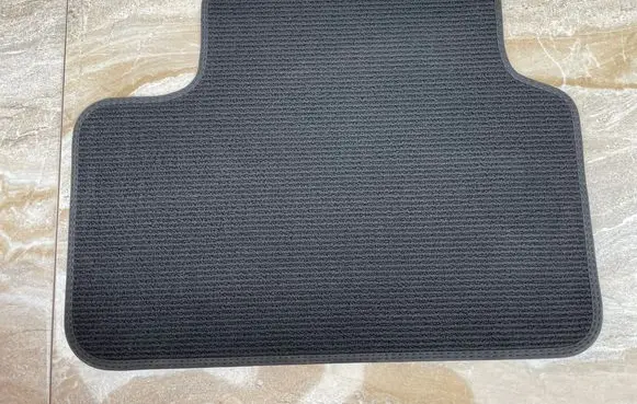 Volvo XC40 Rear floor mat 32328800 100830819