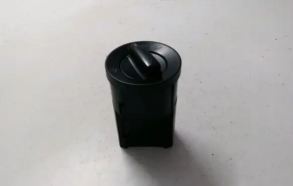 Volkswagen PASSAT B5.5 Light switch 1C0941531
