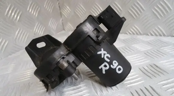 Volvo XC90 Front Brake Caliper Pad/Carrier 3168755831687559