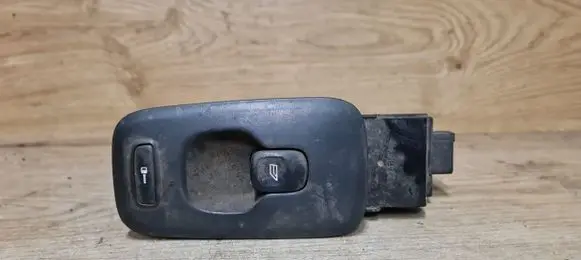 Volvo S60 Electric window control switch 30658147