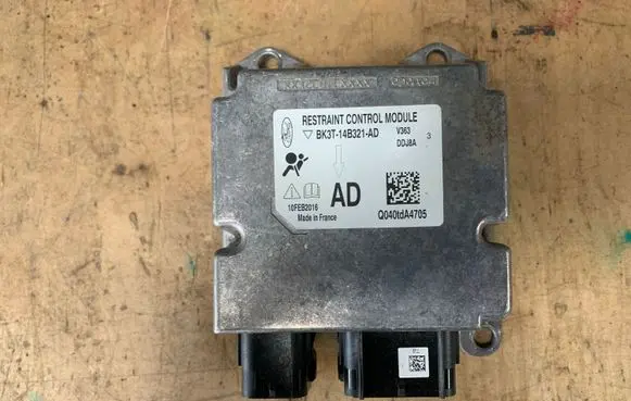 Ford Transit Airbag control unit/module BK3T14B321AD 10FEB2016 Q0401A4705