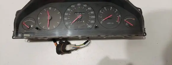 Volvo 940 Speedometer (instrument cluster) 9168207
