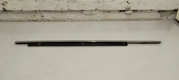 Bentley Flying Spur Front door trim (molding)