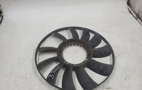 Audi A4 S4 B5 8D Fan impeller 