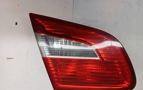 Skoda Superb B6 (3T) Tailgate rear/tail lights 3T5945093 270601