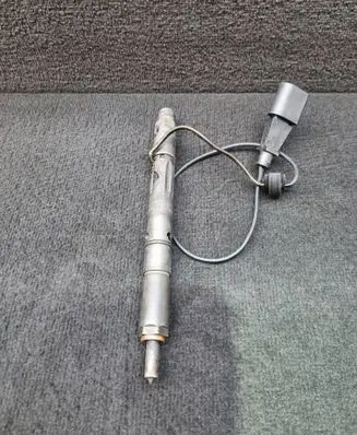 Audi A4 S4 B6 8E 8H Fuel injector 059130202G