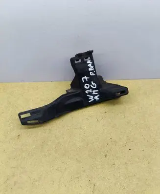 Mercedes-Benz E C207 W207 Front bumper mounting bracket A2078850816
