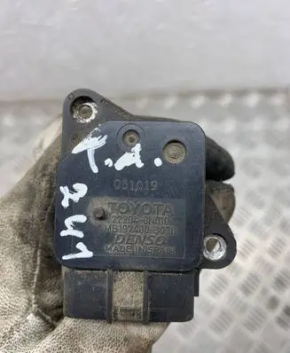 Toyota Avensis T250 Mass air flow meter 222040N010 MB1974003070