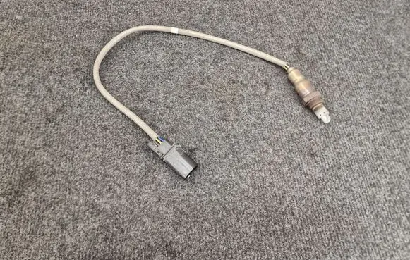 Volkswagen PASSAT B8 Lambda probe sensor 04E906262AK
