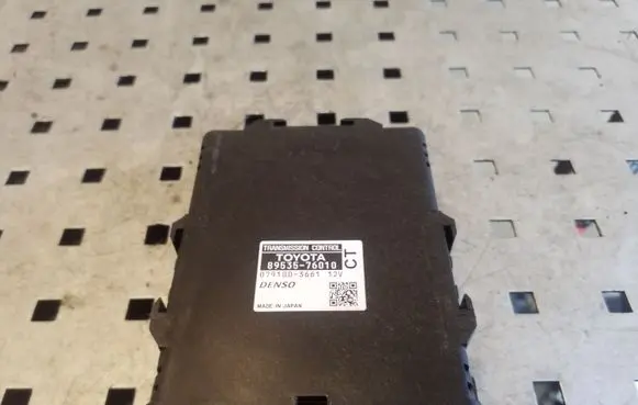 Lexus CT 200H Gearbox control unit/module 8953576010 0791003661