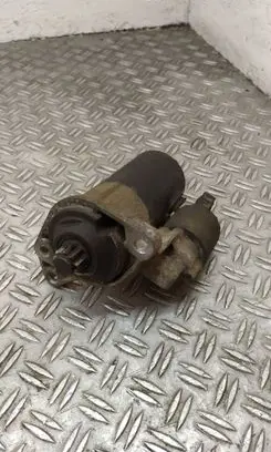 Volkswagen PASSAT B3 Starter motor 0986017830 0001121028