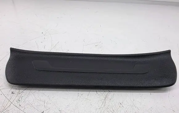 KIA Sportage Rear sill trim cover 85877F1000WK