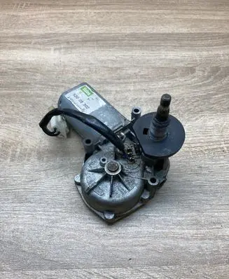 Renault Scenic I Rear window wiper motor 53008302