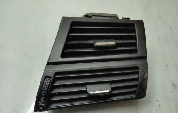 BMW X5 E70 Dashboard side air vent grill/cover trim 9227768