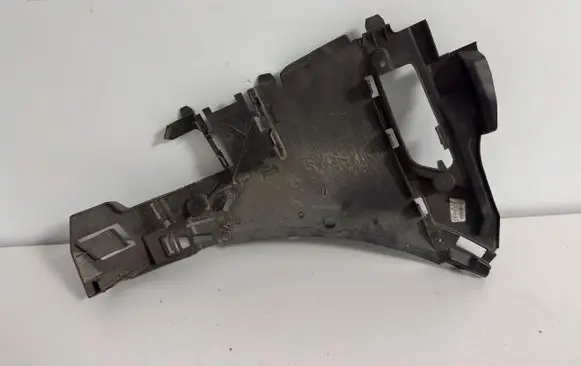 Porsche Cayenne (9Y0 9Y3) Bumper support mounting bracket corner 9Y0807178
