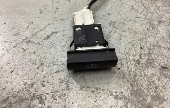 Skoda Octavia Mk2 (1Z) Traction control (ASR) switch 1Z0927133A 0505