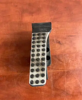 Mercedes-Benz E W212 Accelerator throttle pedal A2043000200 1086 271014