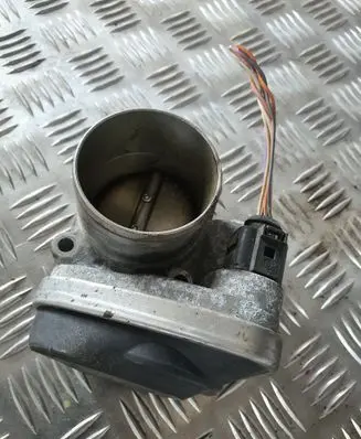 Renault Modus Throttle valve 8200171134