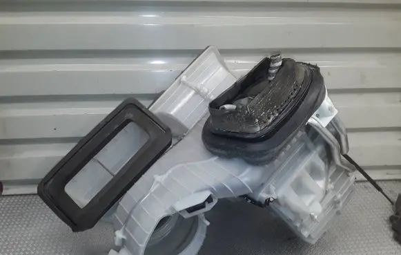 Opel Corsa D Interior heater climate box assembly 13280271