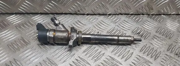 Ford Focus C-MAX Fuel injector 0445110188