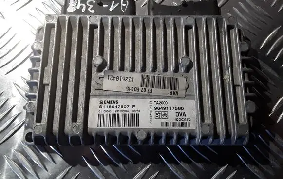 Citroen C5 Gearbox control unit/module S118047507F 9649117580