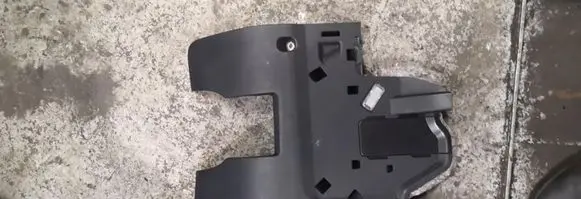 Steering wheel column trim