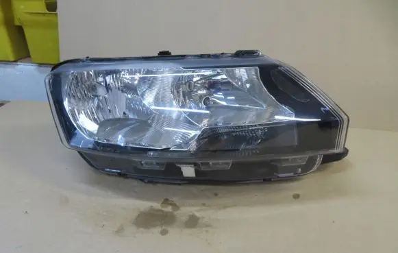 Skoda Fabia Mk2 (5J) Headlight/headlamp 5JB941016