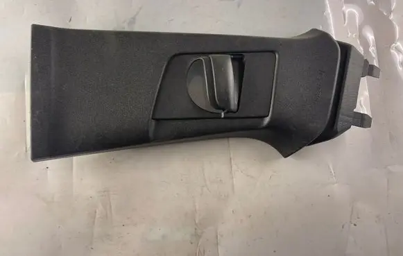 Volvo V40 (B) pillar trim (top) 31307224 31307228
