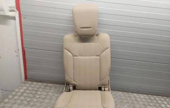 Mercedes-Benz GL X166 Third row seats 
