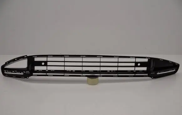 Volvo XC90 Front bumper lower grill 32345726 SD3HA