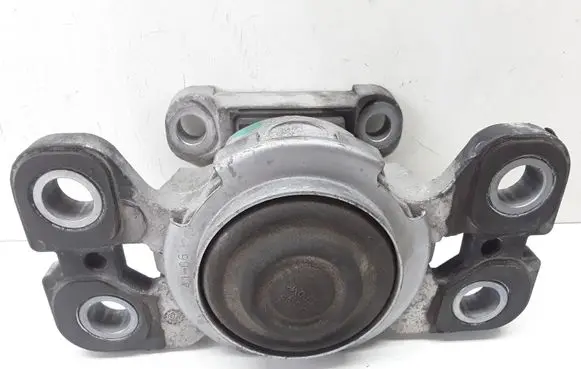 Volvo S80 Engine mount bracket 6A927M121RC6