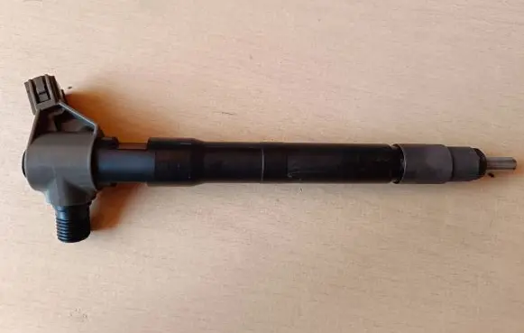 Mazda 6 Fuel injector SH0113H50 12008473