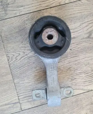 Ford Transit Engine mount bracket RHF089005