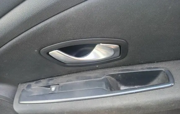 Renault Megane III Front door interior handle