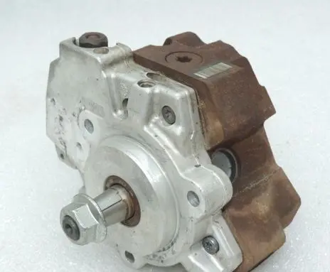 Chrysler Grand Voyager V Fuel injection high pressure pump