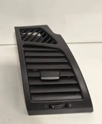 BMW 1 E81 E87 Dashboard side air vent grill/cover trim 7059188 P0102044