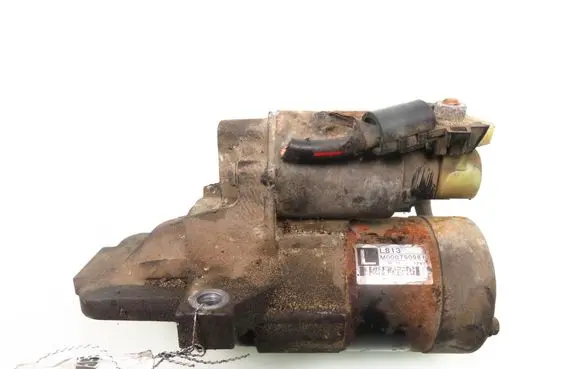 Mazda 6 Starter motor M000T90981