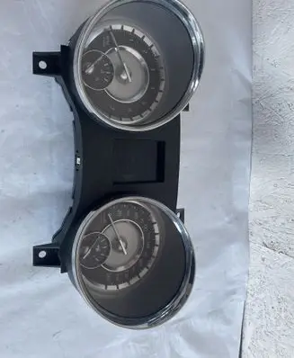 Chrysler 300C Speedometer (instrument cluster)