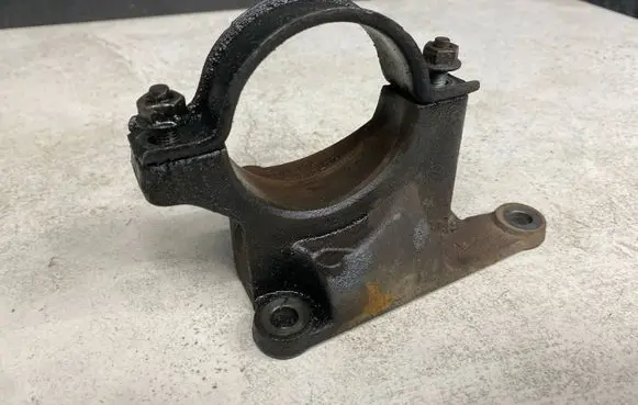Ford Mondeo MK IV Driveshaft support bearing bracket 7G913K305BB