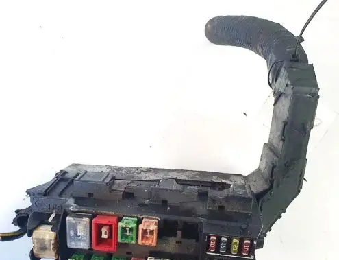 Nissan Primera Fuse box set 71547003ta 24382av715