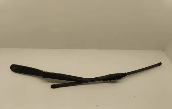 BMW 6 F06 Gran coupe Front wiper blade arm 7314524