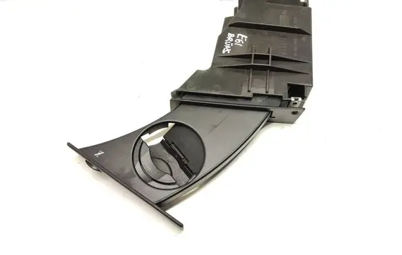 BMW 5 E60 E61 Cup holder 318280000 16122004 7134104