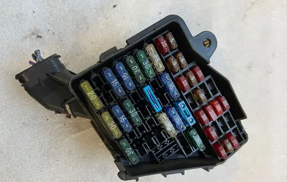 Audi A4 S4 B5 8D Fuse box set 8D1941824