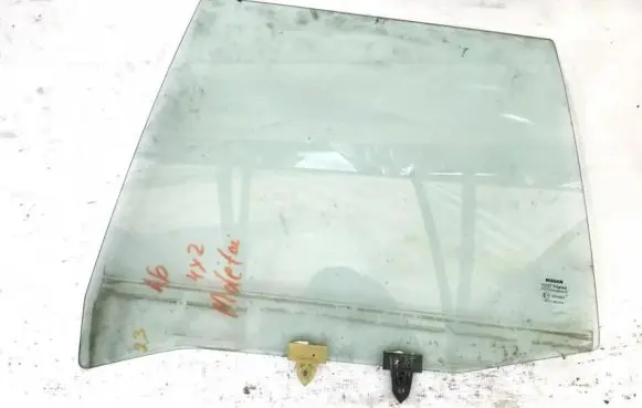 Nissan Primera Rear door window glass