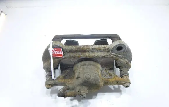 Volkswagen PASSAT B8 Front brake caliper