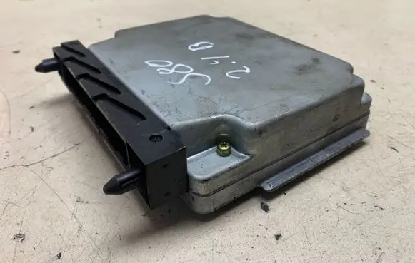 Volvo S60 Engine control unit/module 1928403486