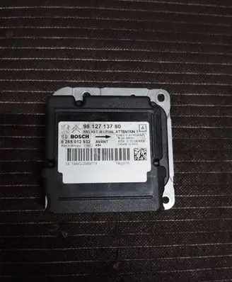 Peugeot 2008 I Airbag control unit/module 9812713780 0285012932