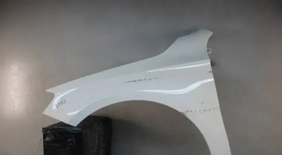 Mercedes-Benz A W176 Fender mounting bracket A1768810101 11162E