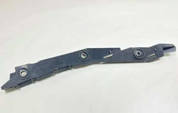 Citroen C4 I Picasso Front bumper mounting bracket 9656670980