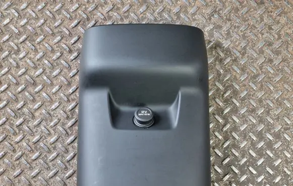 Volvo XC60 12 V Socket (rear) 31417524